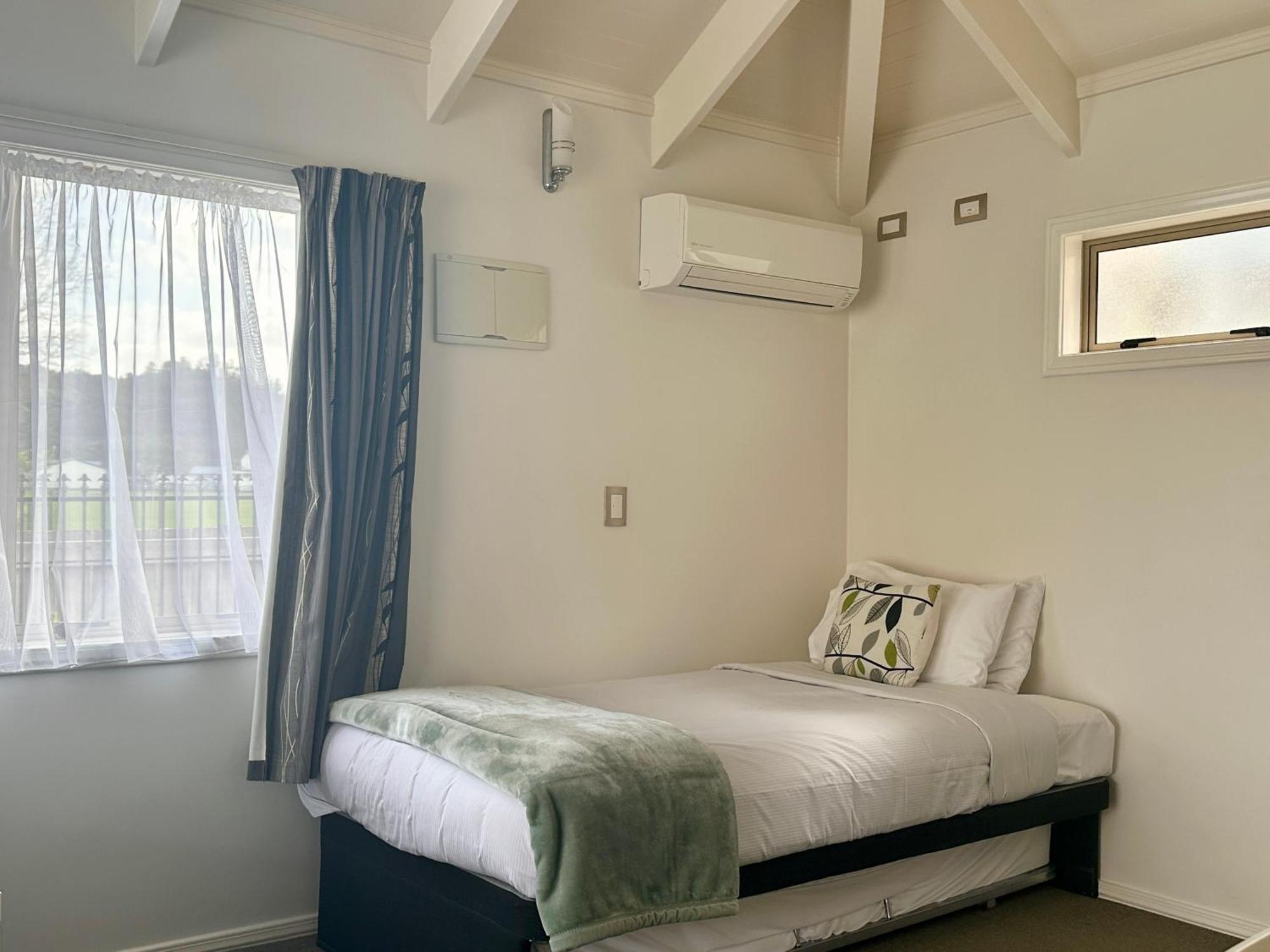 The Olive Motel Coromandel Exterior photo