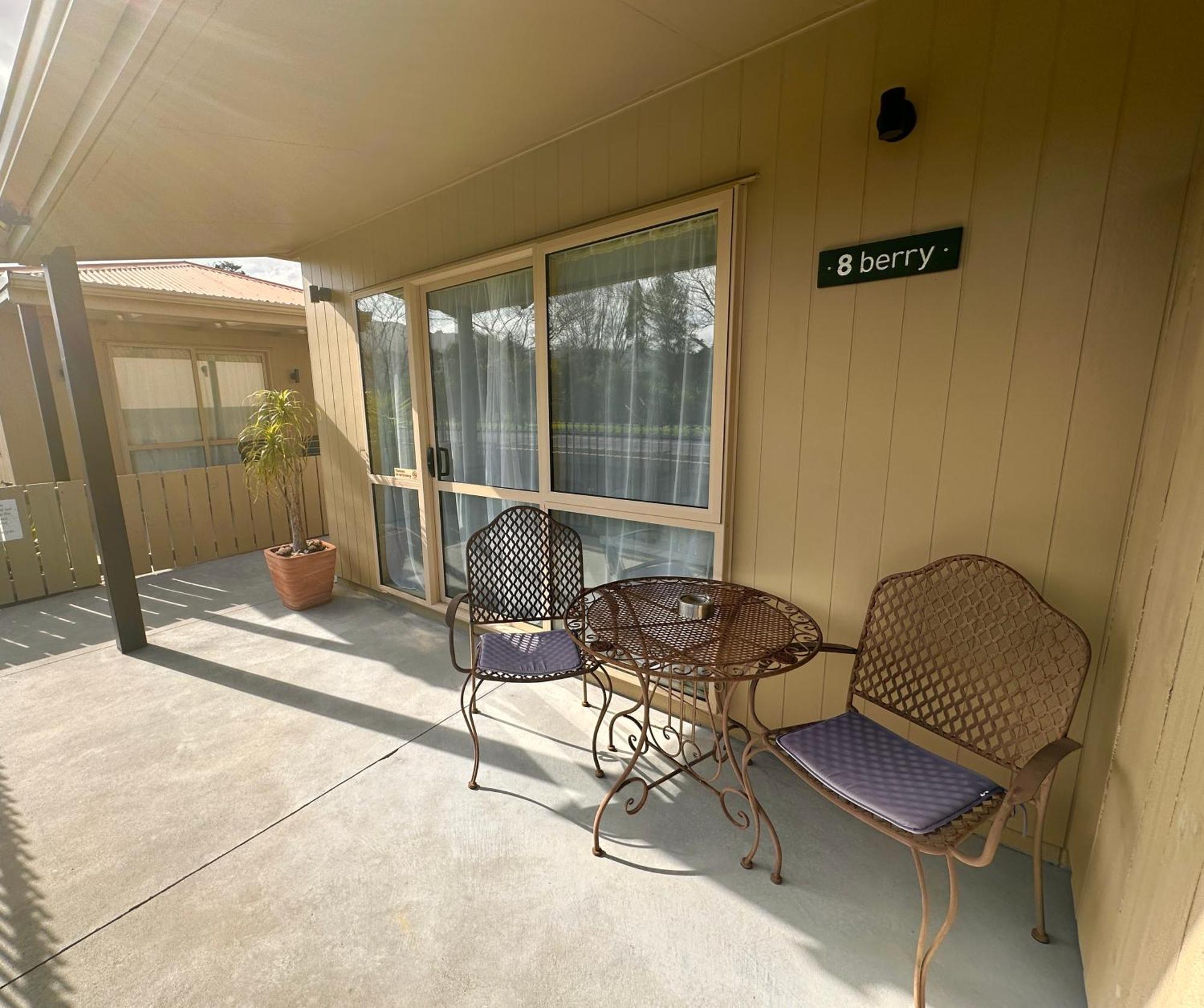 The Olive Motel Coromandel Exterior photo